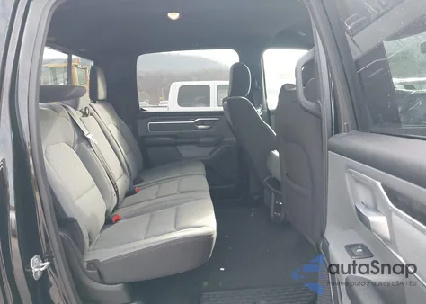 2023 Ram 1500 Big Horn 4X4 5'7 Box z USA, uszkodzony, nr VIN 1C6RRFFG6PN584378